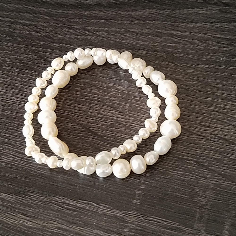 Bright White Pearl Bracelet